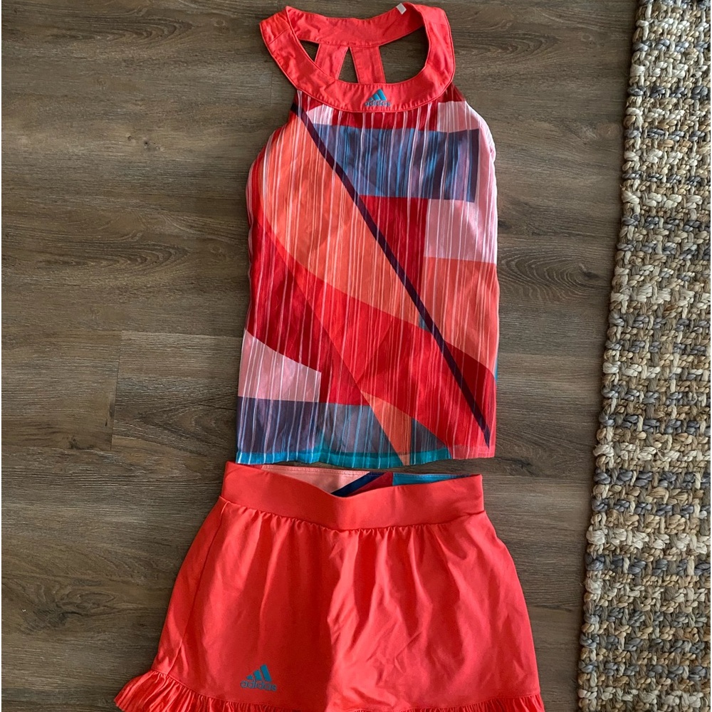 Adidas tennis outfit.